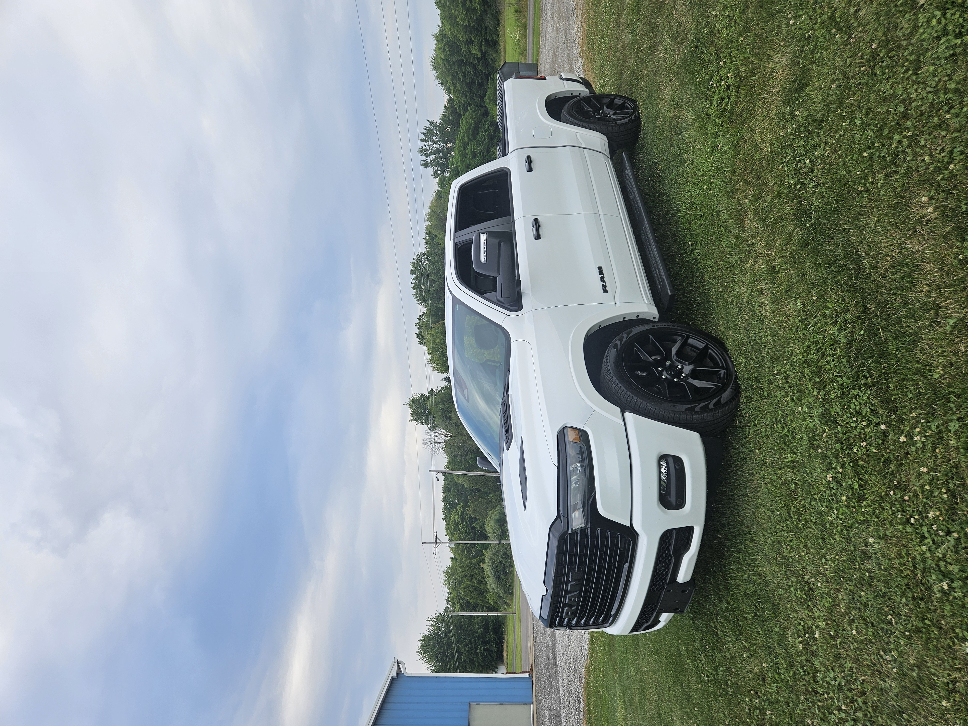 Used 2025 RAM 1500 Laramie w/ Night Edition AWD/4WD image 2