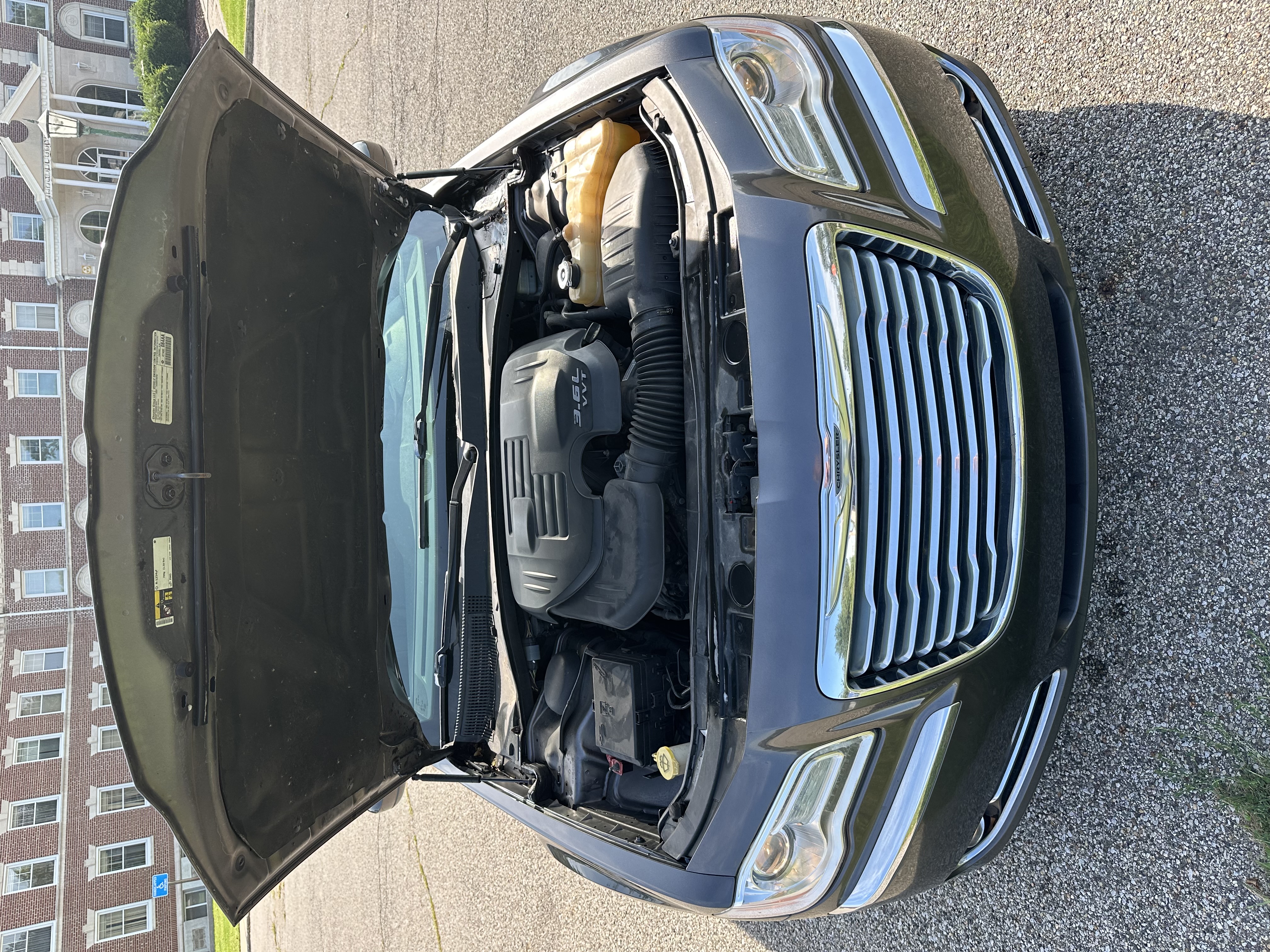 Used 2014 Chrysler 300 AWD w/ Driver Convenience Group image 11