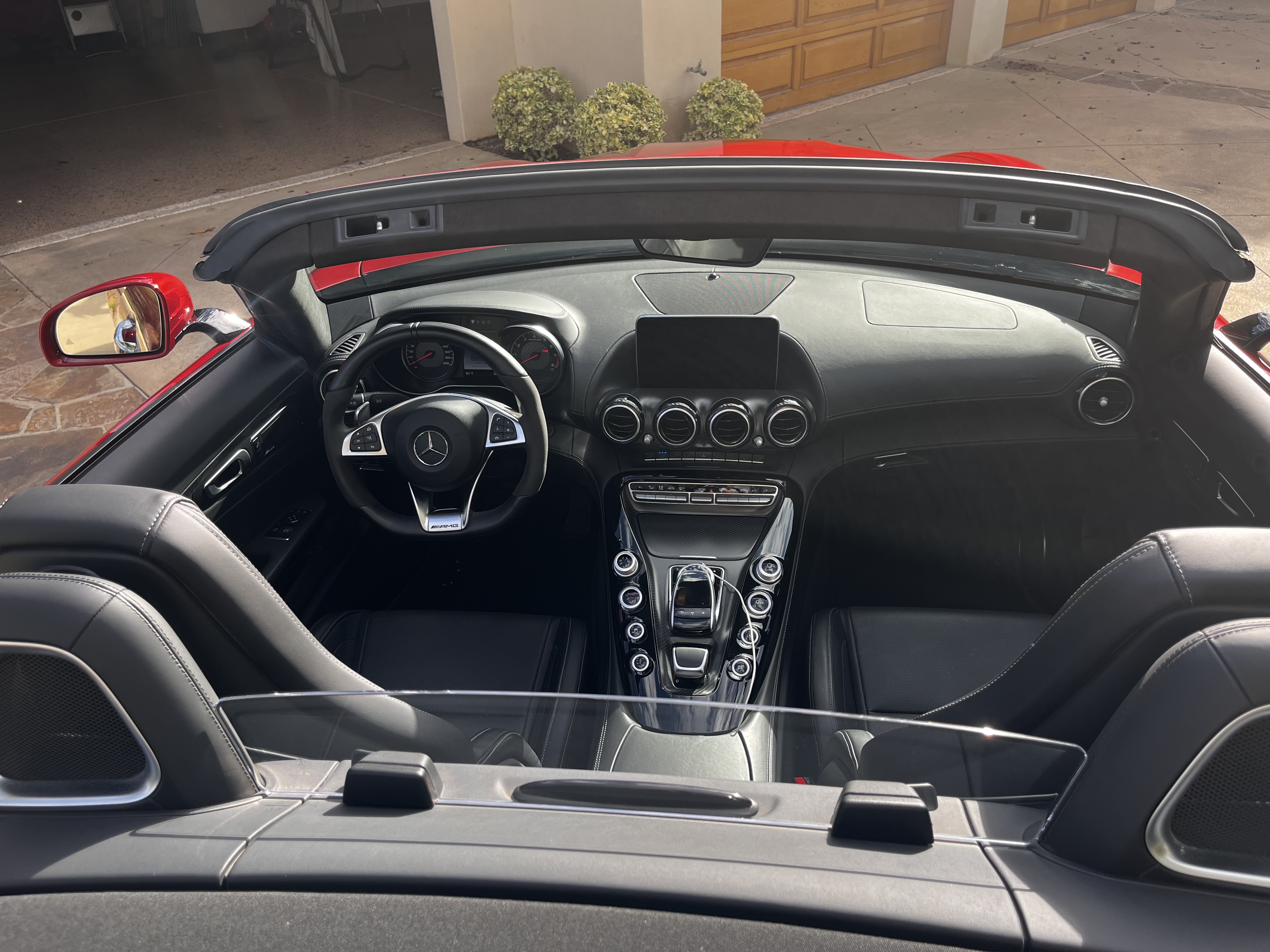 Used 2018 Mercedes-Benz AMG GT Roadster image 10