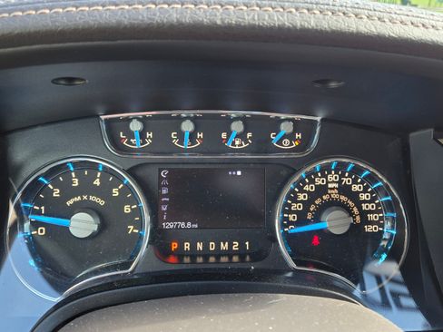 Used 2013 Ford F150 Lariat w/ Mid Equipment Group image 15