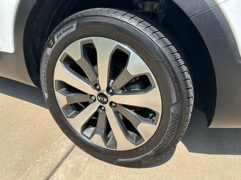 Used 2020 Kia Telluride S image 8