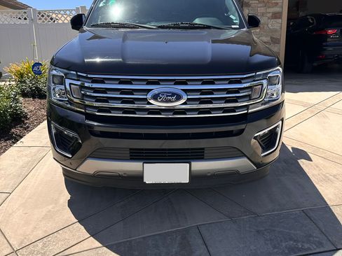 Used 2020 Ford Expedition Limited RWD image 11