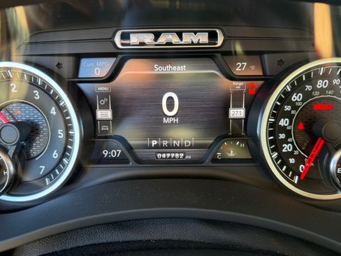 Used 2019 RAM 2500 Big Horn image 10