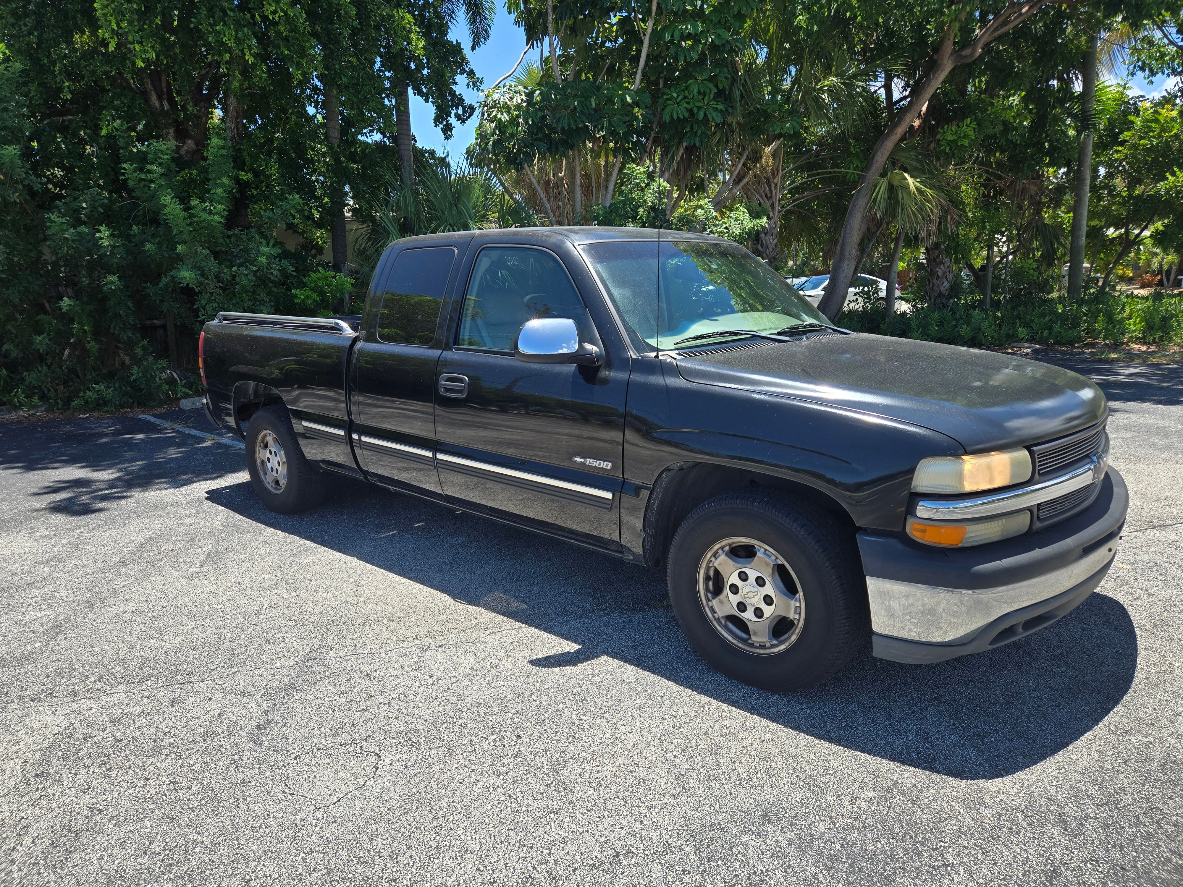 Used 2001 Chevrolet Silverado 1500 LT RWD image 1