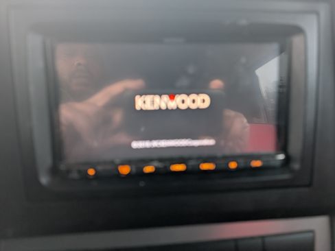 Used 2007 Jeep Commander Sport image 10