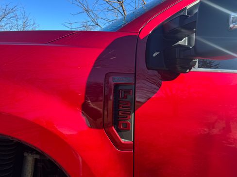 Used 2018 Ford F250 Platinum w/ Platinum Ultimate Package image 9