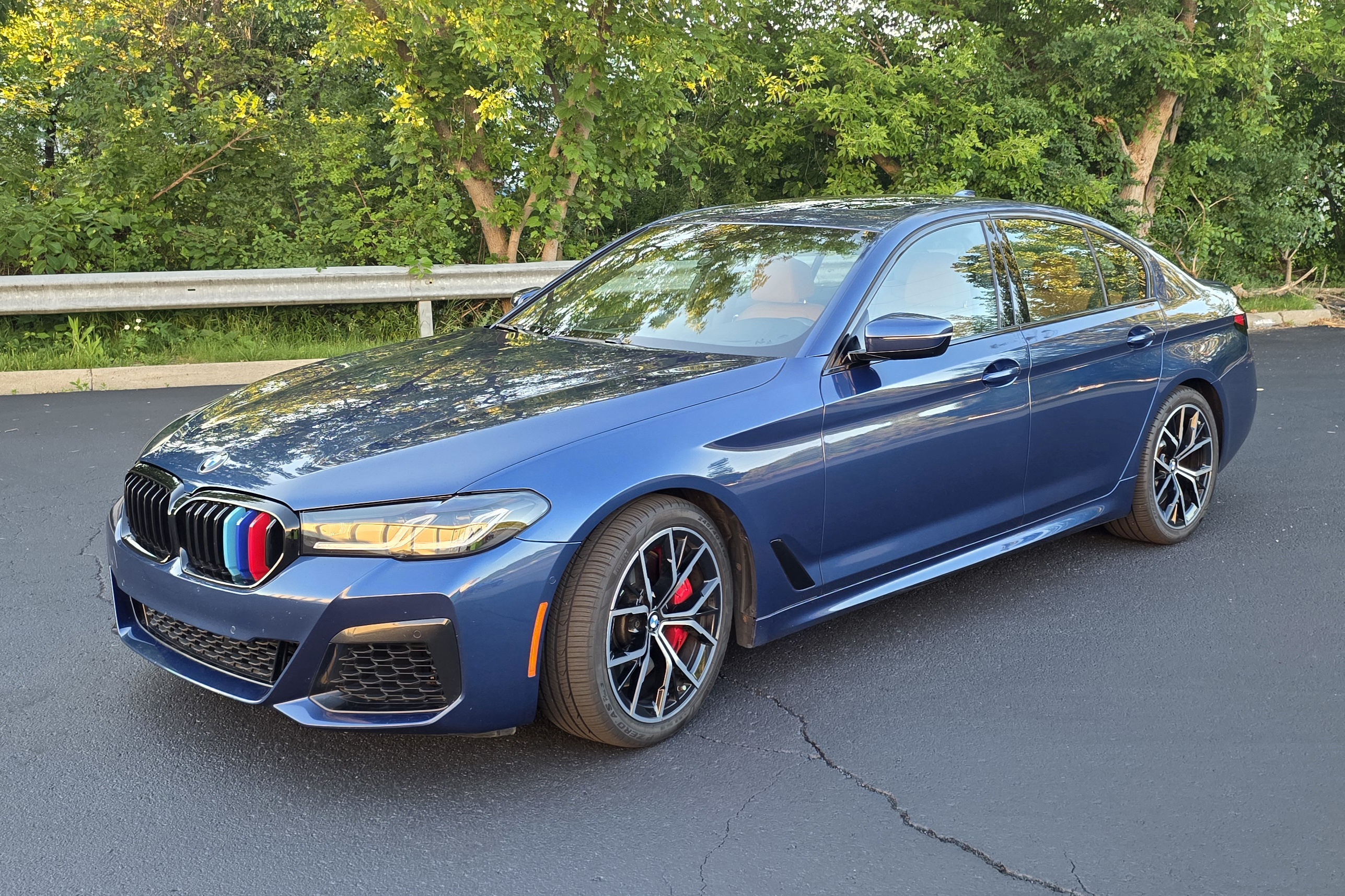 Used 2021 BMW M550i xDrive w/ Premium Package AWD/4WD image 5