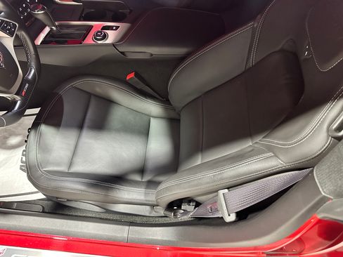 Used 2015 Chevrolet Corvette Z06 w/ Z07 Performance Package RWD image 4