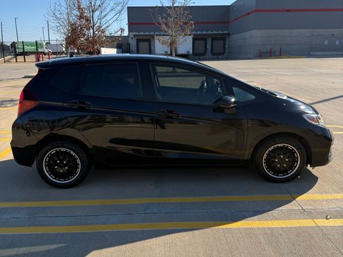 Used 2018 Honda Fit LX image 8