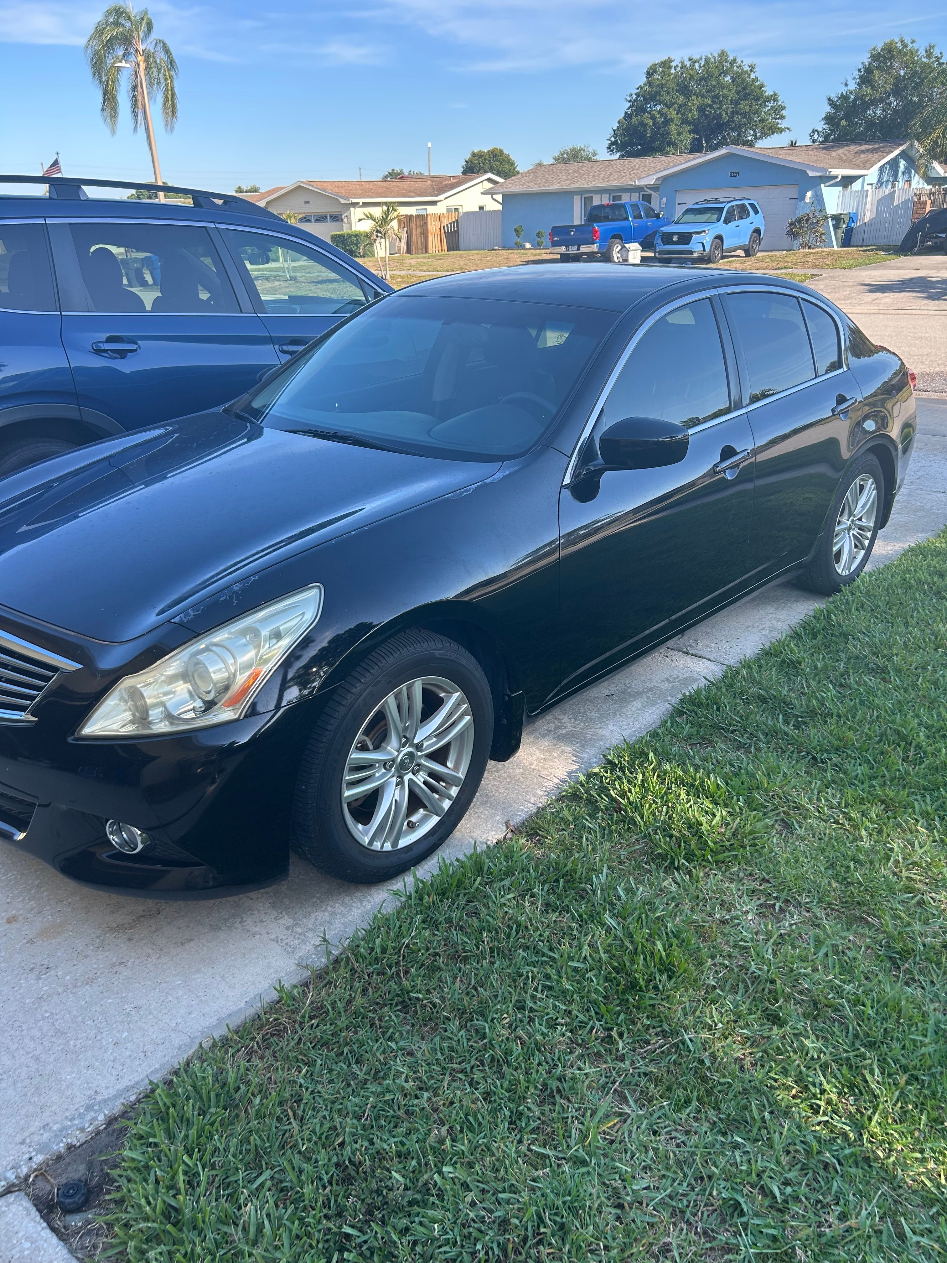 Used 2013 INFINITI G37 Journey RWD image 14
