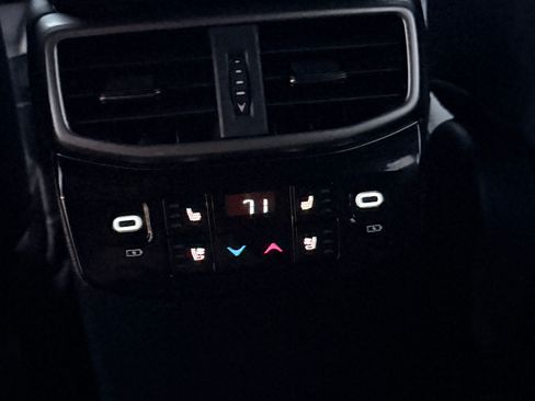 Used 2023 Lexus RX 350 w/ Accessory Package (Z1) image 17