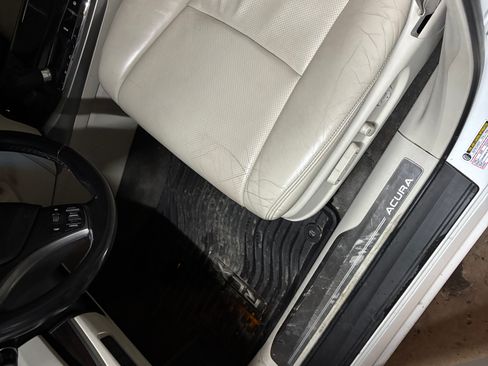 Used 2014 Acura RLX w/ Technology Package image 6