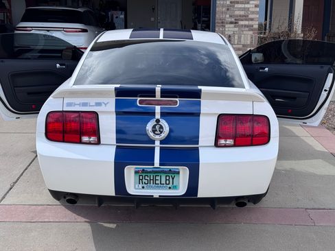 Used 2007 Ford Mustang Shelby GT500 RWD image 5