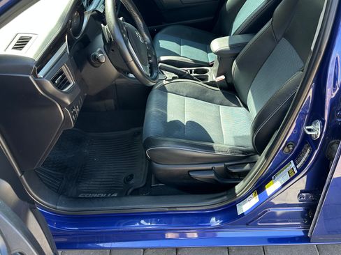 Used 2015 Toyota Corolla S image 19