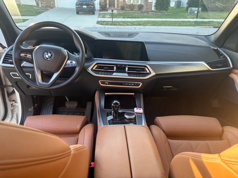 Used 2023 BMW X5 xDrive45e image 6