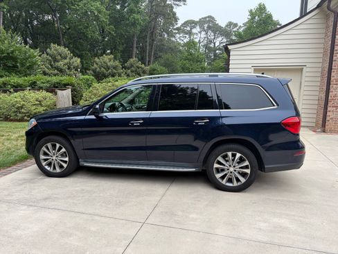 Used 2014 Mercedes-Benz GL 450 4MATIC image 5