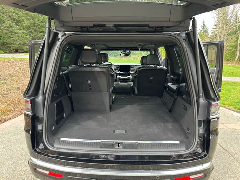 Used 2022 Jeep Grand Wagoneer Series I w/ HD Trailer Tow Package image 1