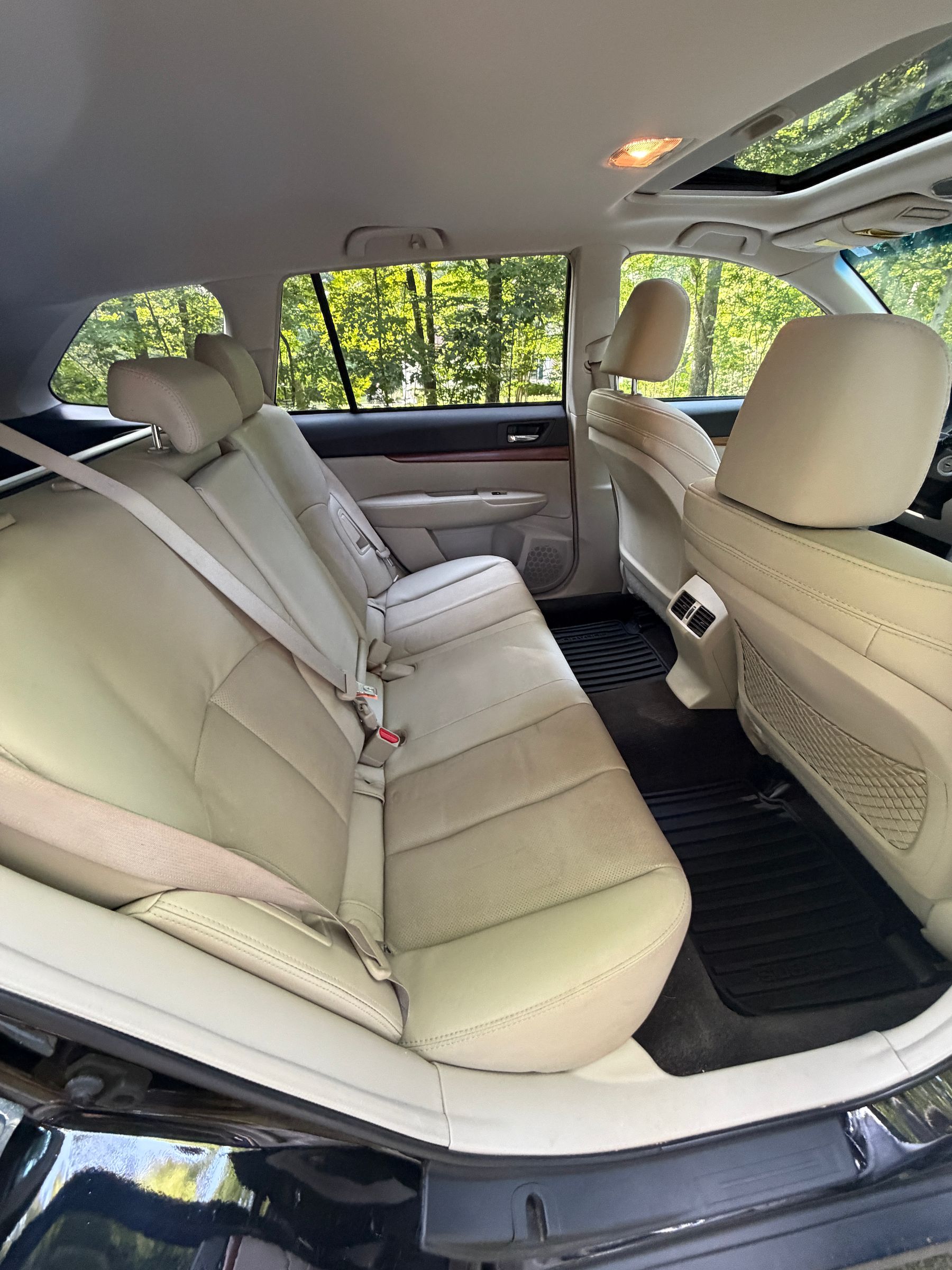 Used 2014 Subaru Outback 2.5i Limited AWD/4WD image 6