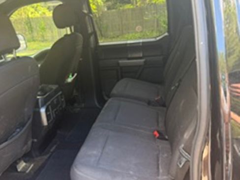 Used 2018 Ford F150 XLT w/ Equipment Group 302A Luxury AWD/4WD image 2