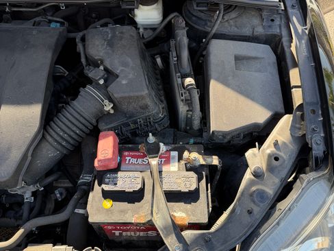 Used 2011 Toyota Corolla S image 12