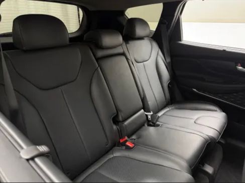Used 2022 Hyundai Santa Fe Limited AWD/4WD image 13
