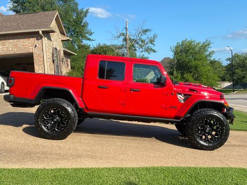 Used 2021 Jeep Gladiator Sport image 22