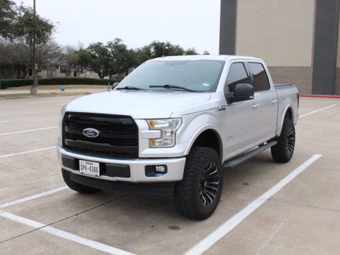 Used 2016 Ford F150 XLT w/ Equipment Group 301A Mid image 11