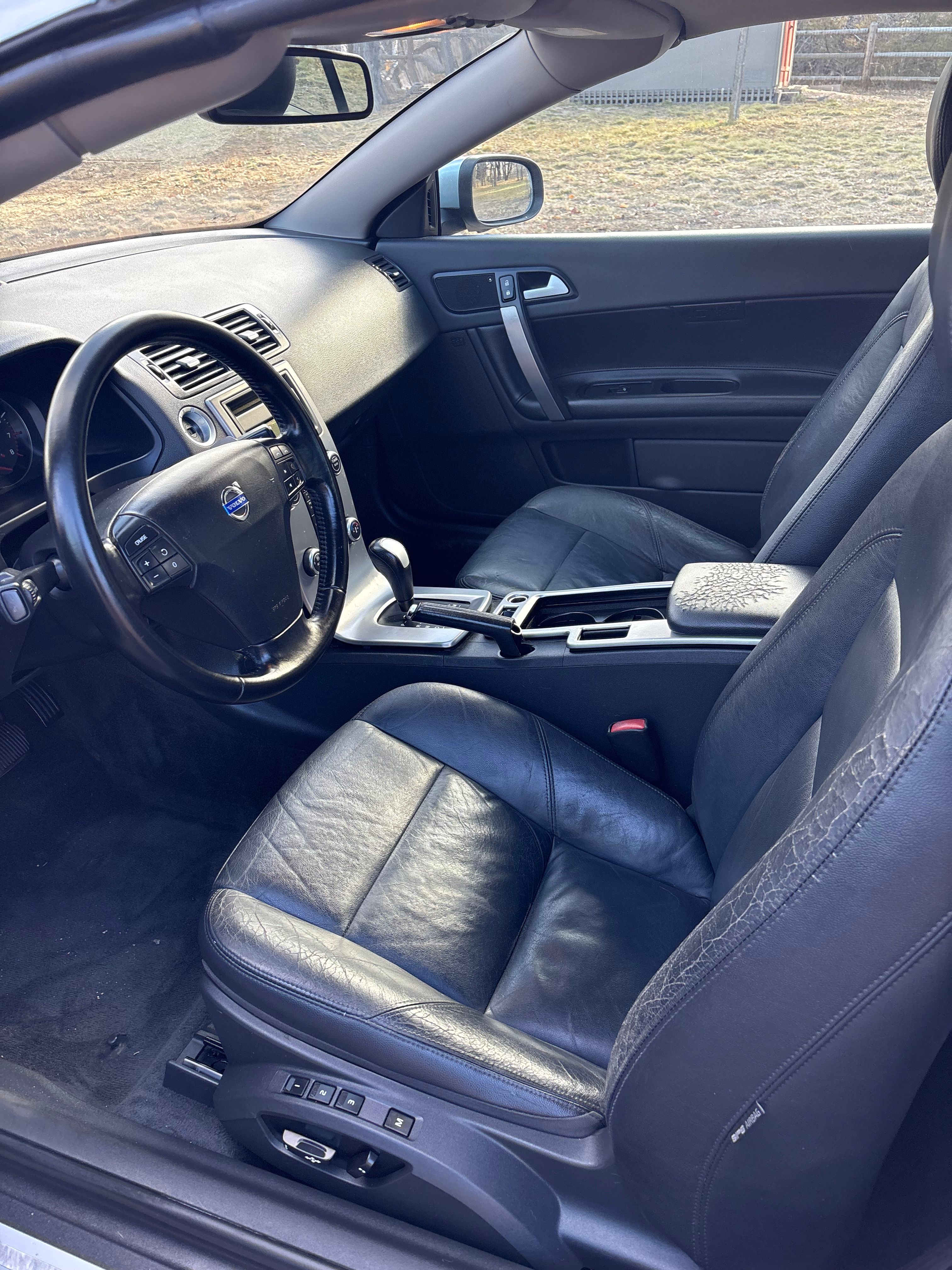 Used 2009 Volvo C70 T5 FWD image 5