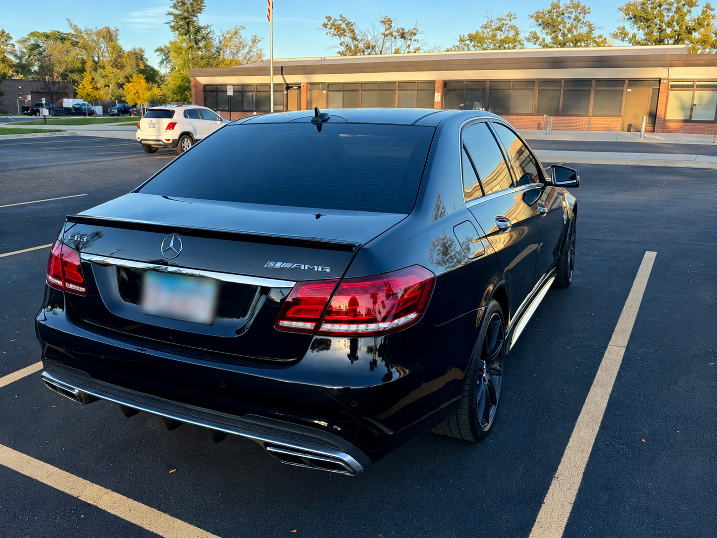 Used 2014 Mercedes-Benz E 63 AMG S-Model image 8