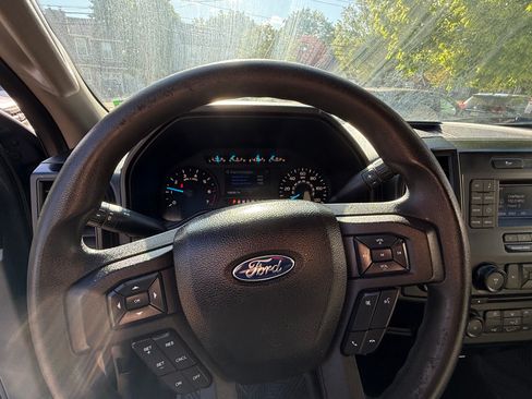 Used 2016 Ford F150 XL w/ Equipment Group 101A Mid AWD/4WD image 5