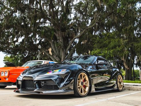 Used 2021 Toyota Supra Premium w/ Driver Assist Package RWD image 4