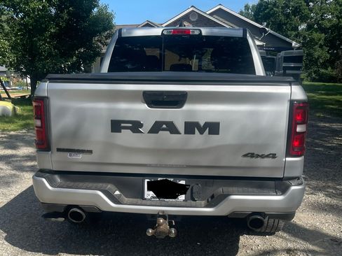 Used 2026 RAM 1500 Big Horn AWD/4WD image 5