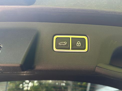 Used 2023 Kia Sorento EX FWD image 29