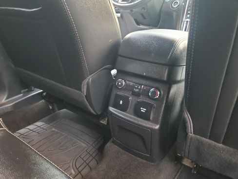 Used 2018 Ford Explorer Limited image 20