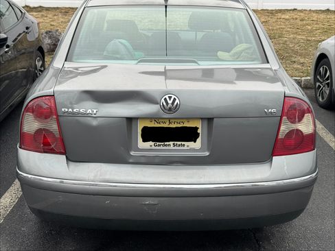Used 2001 Volkswagen Passat GLS image 4