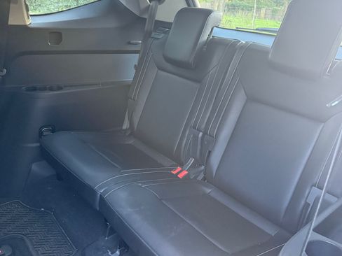 Used 2021 Volkswagen Atlas SE image 21