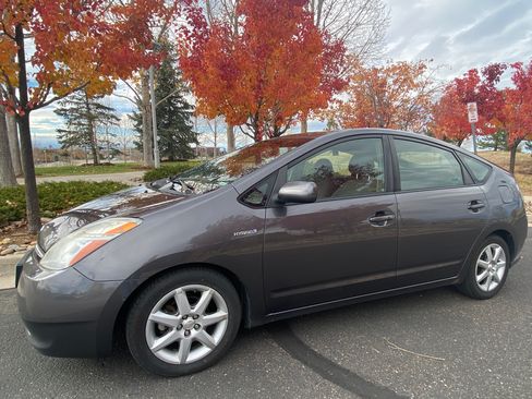 Used 2008 Toyota Prius Touring image 10