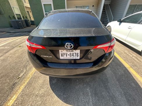 Used 2015 Toyota Corolla L FWD image 6