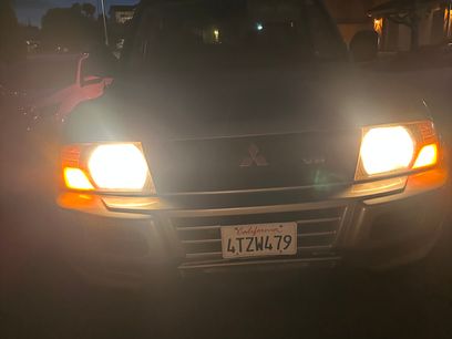 Used 2001 Mitsubishi Montero XLS