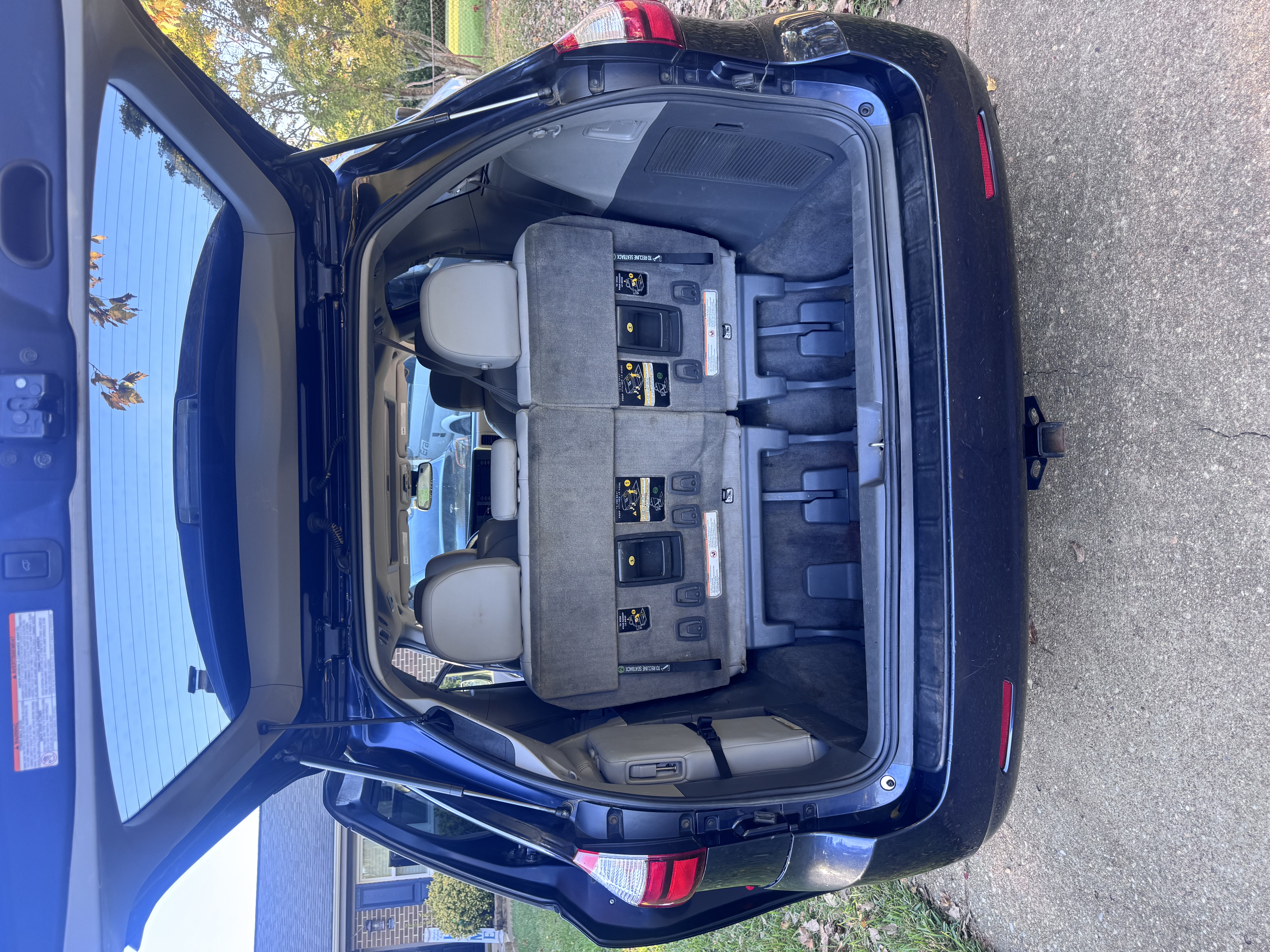 Used 2018 Toyota Sienna XLE FWD image 15
