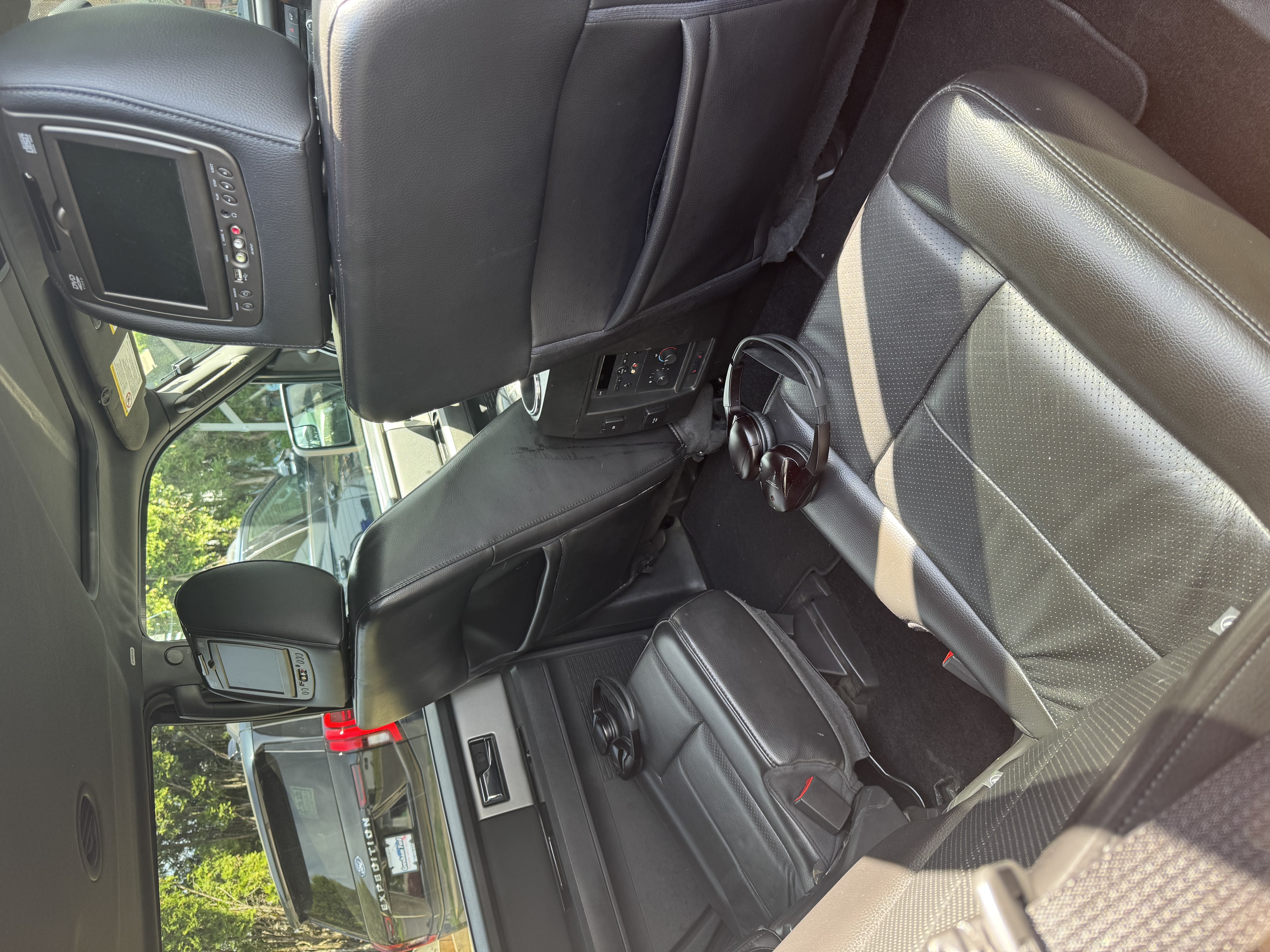 Used 2013 Ford Expedition Limited AWD/4WD image 11