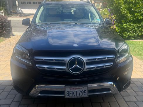 Used 2017 Mercedes-Benz GLS 450 4MATIC image 10