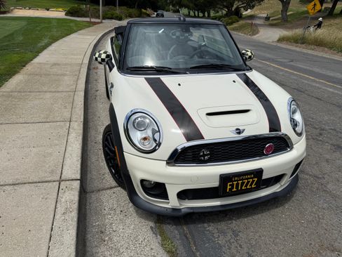 Used 2012 MINI Cooper John Cooper Works FWD image 4