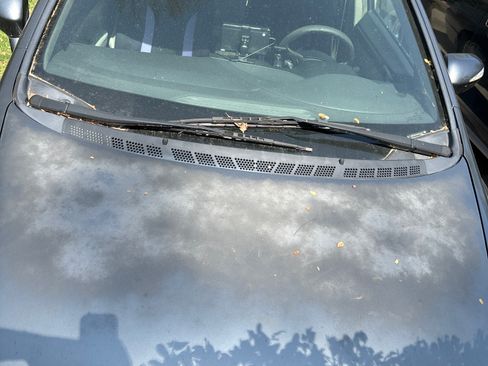 Used 2010 Honda Civic Hybrid Sedan image 1