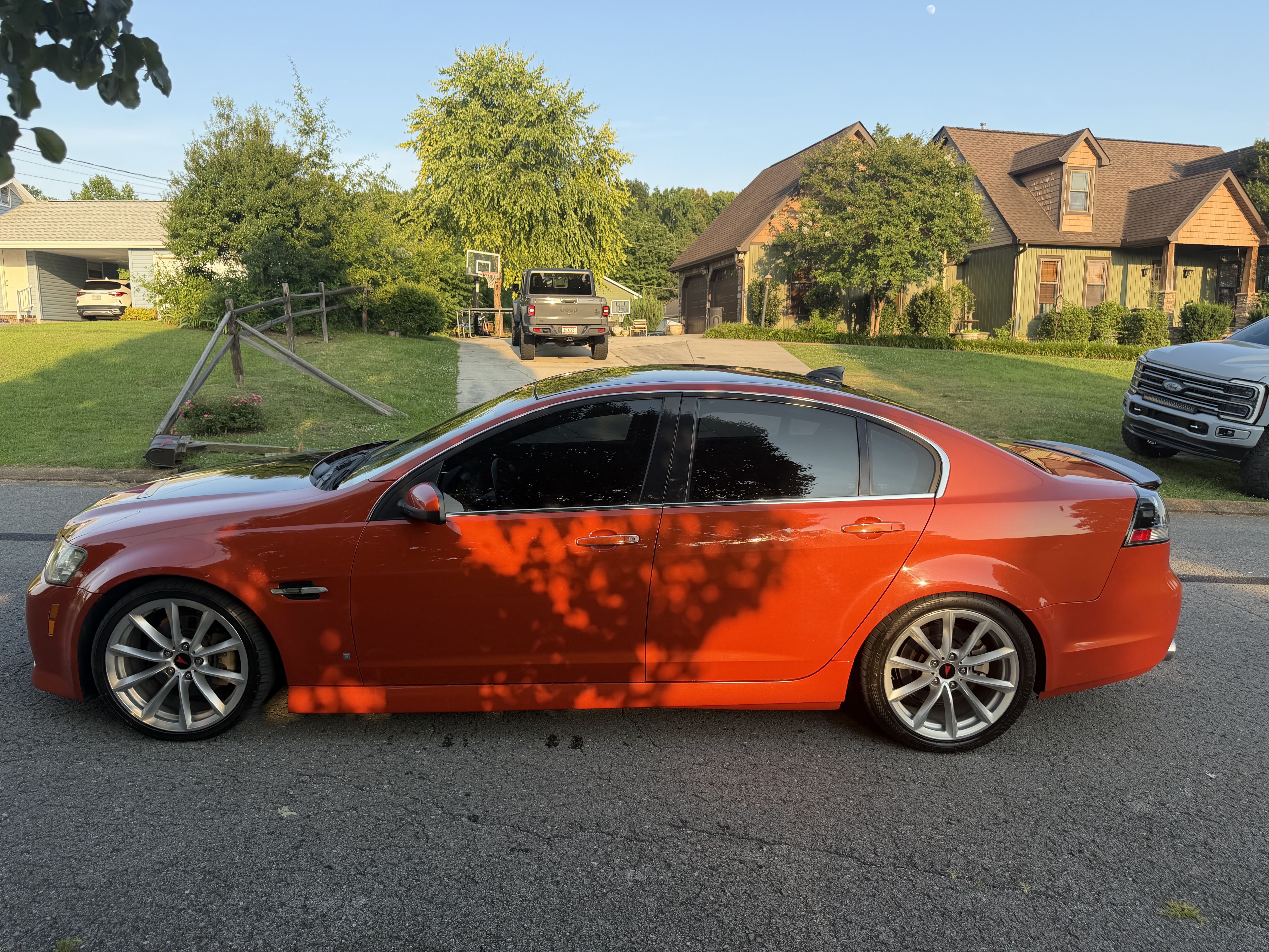 Used 2008 Pontiac G8 GT w/ Premium Package RWD image 4