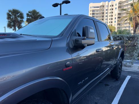 Used 2023 RAM 3500 Limited image 8