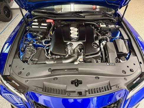 Used 2025 Lexus IS 500 RWD image 12