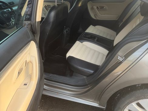 Used 2009 Volkswagen CC Sport image 15