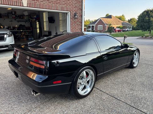 Used 1995 Nissan 300ZX Hatchback RWD image 6