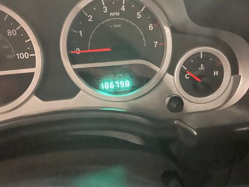 Used 2008 Jeep Wrangler Rubicon w/ PWR Convenience Group image 9